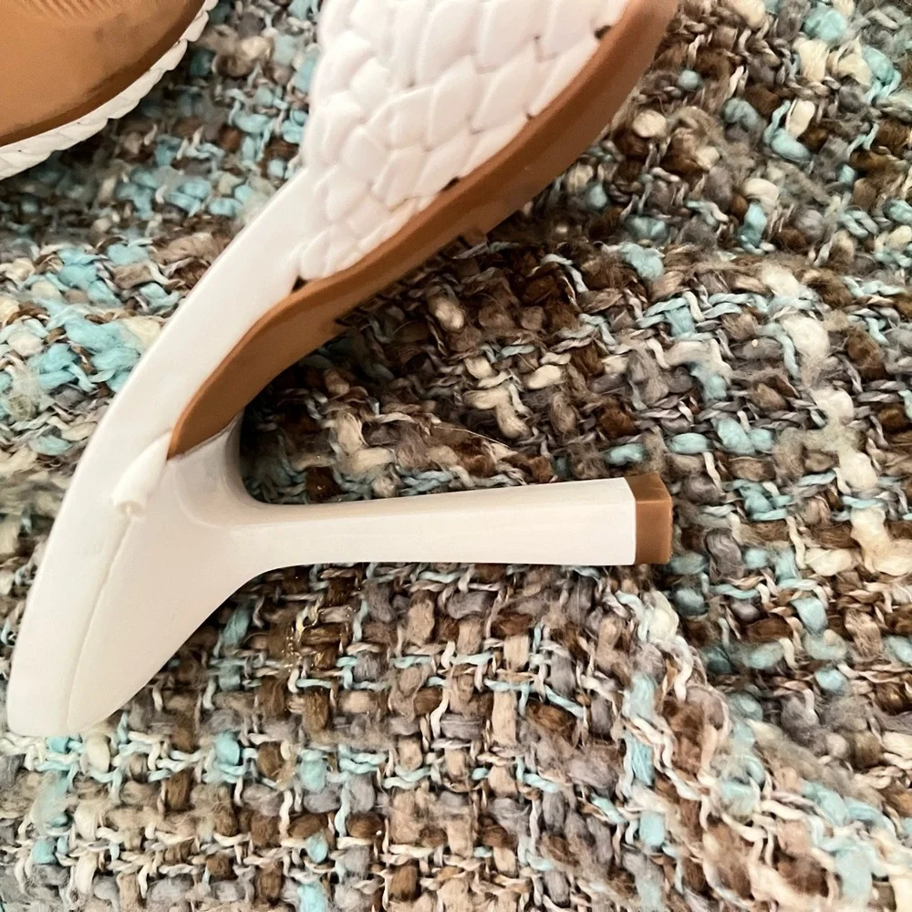 Forever 21 Textured White Mules - Picture 3 of 4